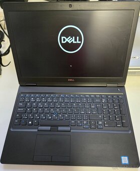 PRODÁM Dell Latitude 5590 - 4