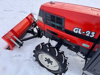 MALOTRAKTOR KUBOTA GL 25 + zimní výbava - 4