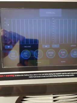 Prosáklo běžící pas - 4