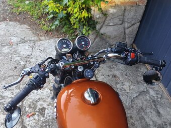 Royal Enfield Interceptor 650 - 4