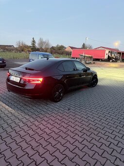 Superb dsg 4x4 sport line 2.tsi 206kw - 4