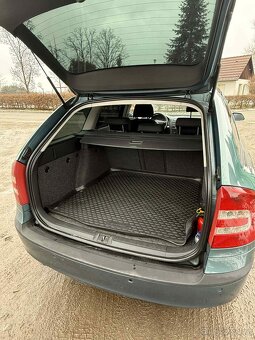 Škoda octavia 2 combi 2.0 TDI - 4