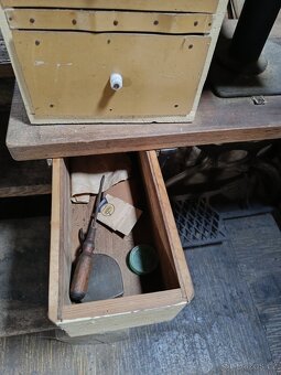 Singer šicí stroj na kůže - 4