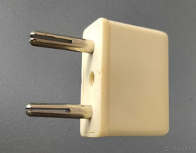 adaptér pro US spotřebiče do CZ zásuvek - 4