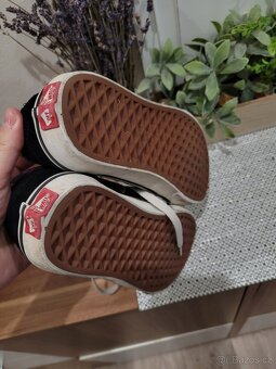 Pěkné tenisky zn. Vans vel.36 - 4