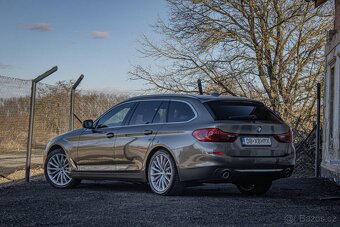 BMW 5 Touring 530d xDrive A/T 2019 - ZÁRUKA 1 rok/30000km - 4