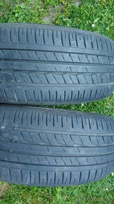 Letní pneu Kumho 195/55 r16 cena je za 2 ks - 4
