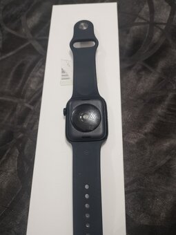 Apple Watch SE druhé generace 44mm - 4