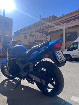 Kawasaki ZR-7 - 4