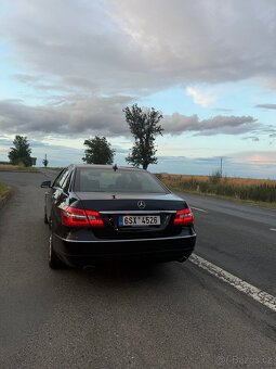 Mercedes w 212 E350d 2010 - 4