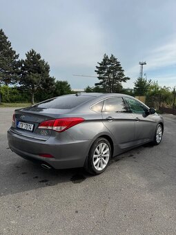 HYUNDAI i40 1.7 CRDi 100kW 2012 ČTĚTE INZERÁT DO KONCE - 4