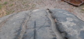 Rezervní kolo 245/70/R19.5 - 4