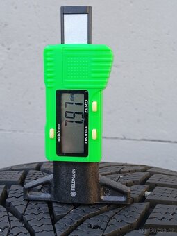 Pěkné zimní pneu Nexen Winguard Sport 215/45/17 vzorek 8mm - 4