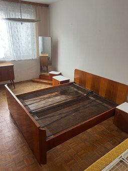 Obývací stěna, postel - 4