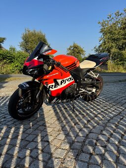 Honda cbr 600rr pc40 - 4