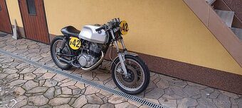 Yamaha SR500 - 4