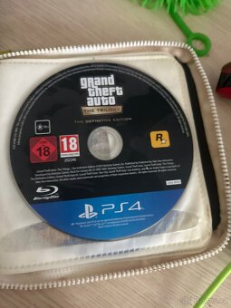 Prodávám CDečka - 4