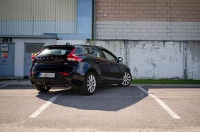 Volvo V40 D3 2.0L Momentum - 4