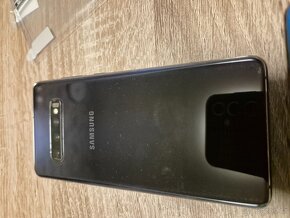 Samsung galaxy S10 plus - 4
