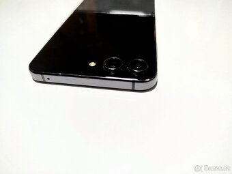 Samsung Z Flip 5 8/256Gb - 4