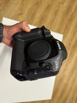 Canon EOS 1D Mark IV - 4