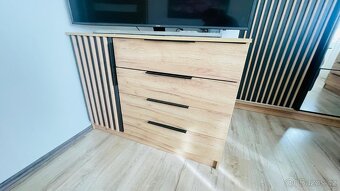 Skrine do loznice -komplet a nove - 4