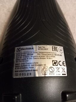 Tyčový AKU vysyvač Electrolux ZB3230P - 4