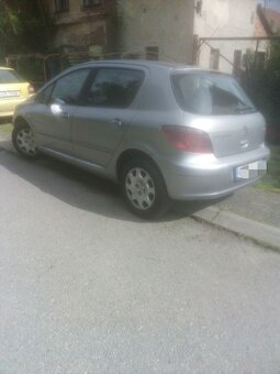 Peugeot - 4