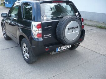 Suzuki Grand Vitara 1.6 i - 4