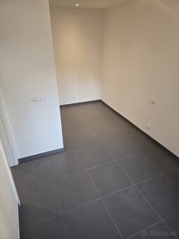 Světlý a útulný družstevní byt 2+kk ve vyhledávané lokalitě - 4