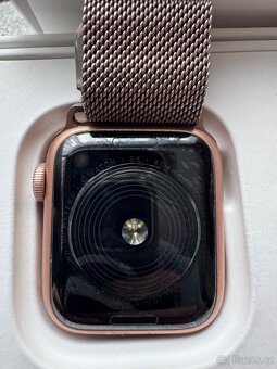 Apple Watch SE 40MM 1.generace - 4