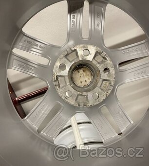 ALU KOLA VHODNÁ PRO VOZY ŠKODA 17" 5X112 ET42 7J - 4