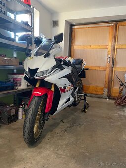 Yamaha yzf r-125 2022 - 4
