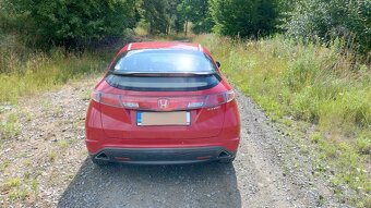 CIVIC Sport 1.8i 103kW 2008 - 4