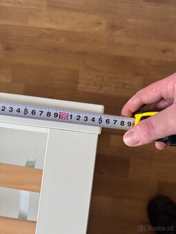 Postel s LED páskem - 4