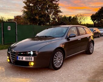 Alfa Romeo 159 1.9 JTDm 110kw Facelift Manuál 6q SportWagon - 4