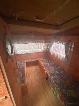 Karavan obytný do přírody na ryby + předstan - 4