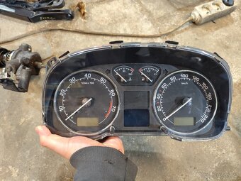 Maxidot, Polodot - Škoda Octavia I Laurin a klement - 4