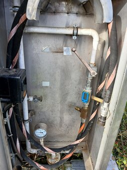 PB nádrž s čerpadlem - 4