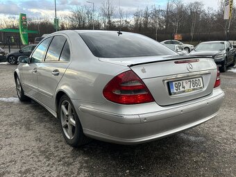 Mercedes-Benz E 270 2002 - 4