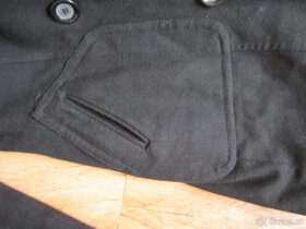 Černý zimní kabát vel. S/M, 70 % vlny - 4