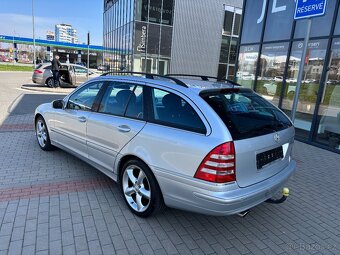 Mercedes-Benz Třídy C 280T 170kW Automat Avangarde - 4