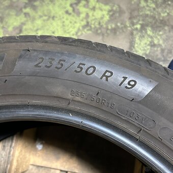 Letní pneu 235/50 R19 103V Michelin 5mm - 4