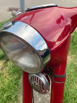 Jawa 250 - 4