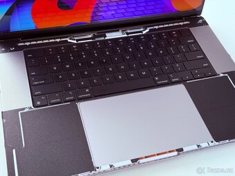 MacBook Pro 16,2", M2 MAX, 32GB, 1TB - záruka 22 měsíců - 4