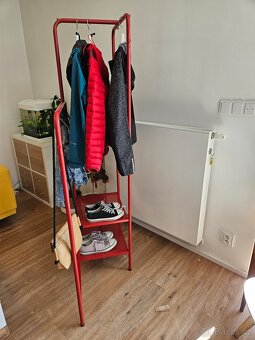 Věšák na obleceni, šatní stojan - 4