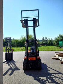 VZV NAFTA 3.500 KG. Předváděcí stroj - 4