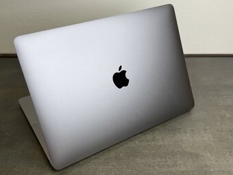 MacBook Pro 13'' 2018 / i5 / 8GB / 256GB SSD / Space Gray - 4