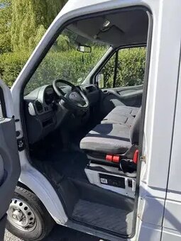 Mercedes-Benz Sprinter 211 - 4