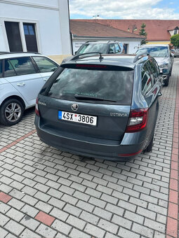 Škoda Octavia III 1.6 TDI - Auto na splátky bez registru - 4